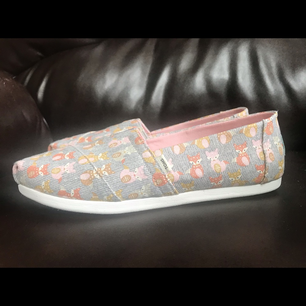 Fox TOMS (only worn 1 time in home)